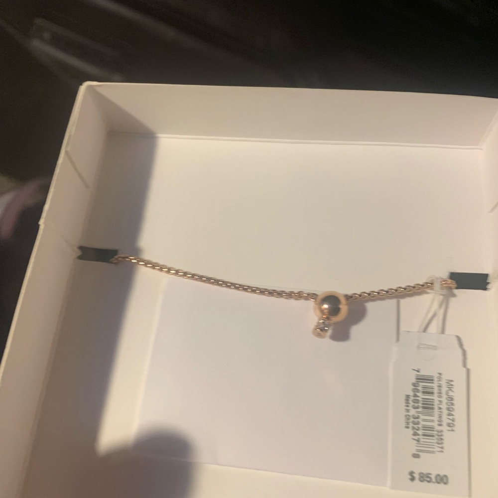New Michael Kors Rose Gold Heart Polished Bracelet MKJ6594791 New in box - Picture 4 of 9